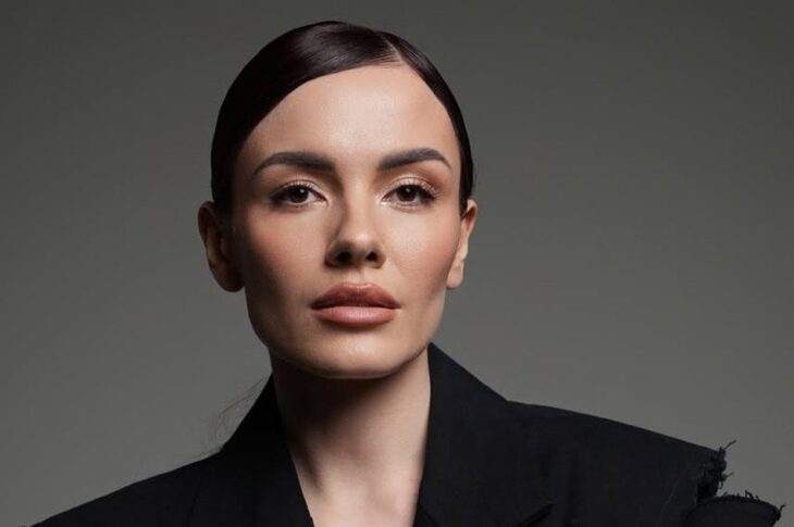 Новини культури - MamaRika вийшла на сцену попри серйозну травму коліна