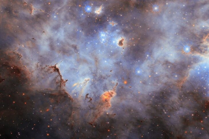 Технології - NASA показало знімок зоряного скупчення у Великій Магеллановій Хмарі