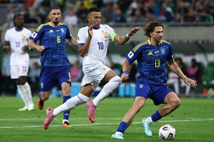 Новини спорту - Переможні французи збиткують над збірною України з рахунком 2:0