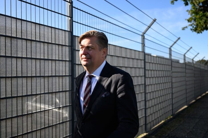 Новини світу - Підозра в шпигунстві: Берлін зняв депутатську недоторканість з політика АдН