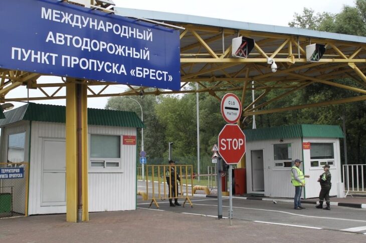 Новини світу - Польща поновила рух на кордоні з Білоруссю