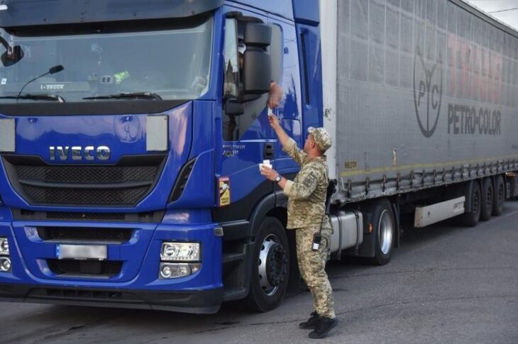Новини України - Поляки розблокували пункт пропуску Шегині