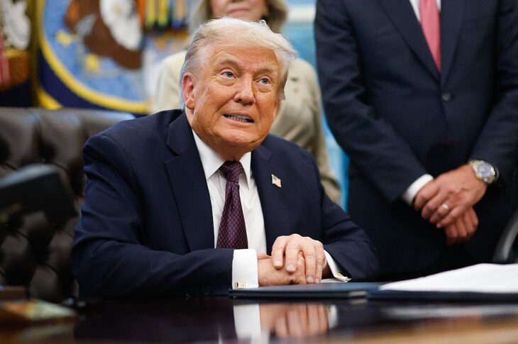 Новини світу - Рейтинг Трампа впав до нового мінімуму