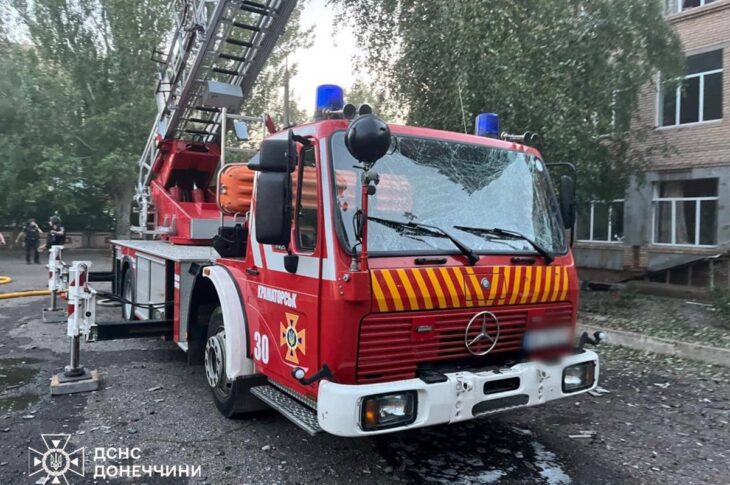 Новини України - Росіяни атакували рятувальників, які гасили пожежу в Краматорську
