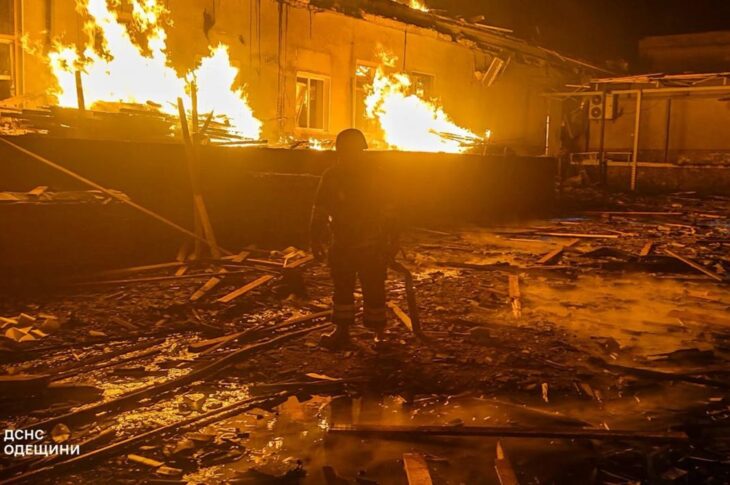 Новини України - Росіяни зруйнували цех винного заводу на Одещині