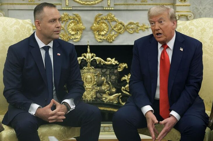 Новини світу - Трамп і Навроцький обговорили атаку російських дронів на Польщу