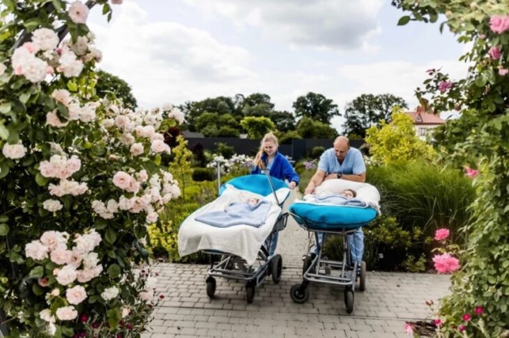 Новини України - Троє дітей рік жили без нагляду: історія з фронту