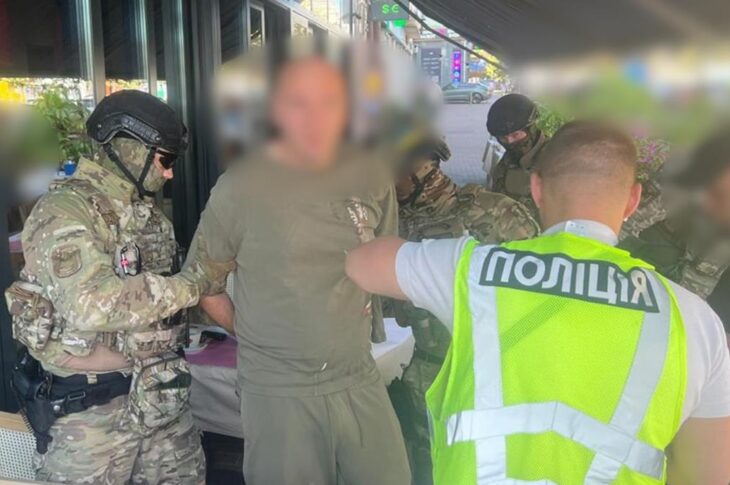 Новини Києва - У Києві затримали організатора схеми для ухилянтів