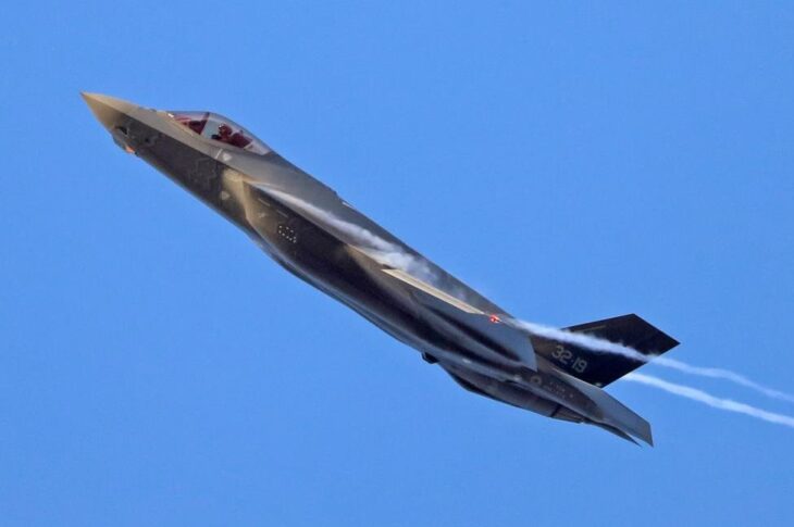 Новини світу - У НАТО заявили про "перехоплення" МіГ-31 в Естонії