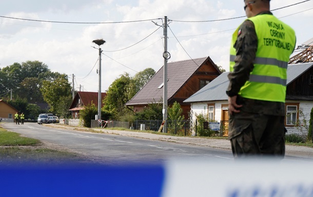 Новини світу - У Польщі на нових локаціях знайшли уламки дронів