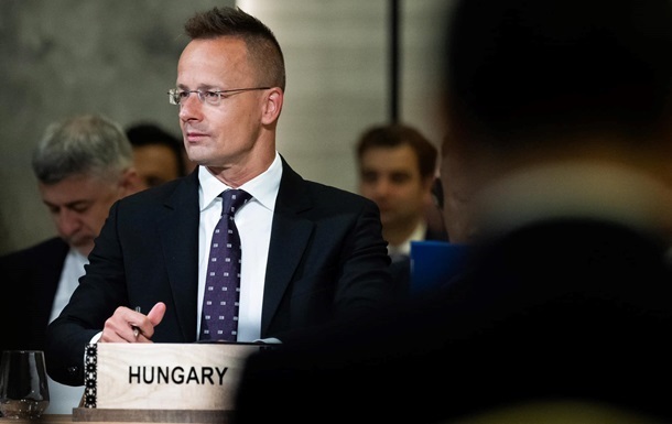 Новини світу - Угорщина не відмовиться від російської нафти попри вимогу США - Сіярто