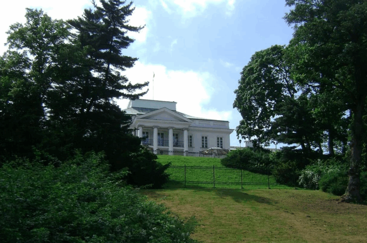 Новини світу - Українця, який запустив дрон над урядовими будівлями в Польщі, депортували