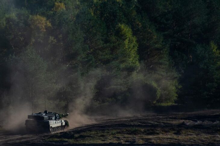 Новини світу - Уряд Чехії перед виборами схвалив купівлю танків Leopard 2 на $1,6 млрд