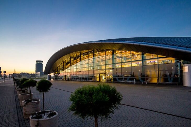 Новини світу - Варшава, Люблін, Жешув: Повітряний простір закрито