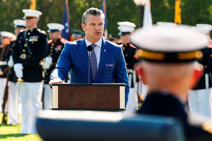 Новини світу - Загадкова зустріч. В США скликають усіх генералів