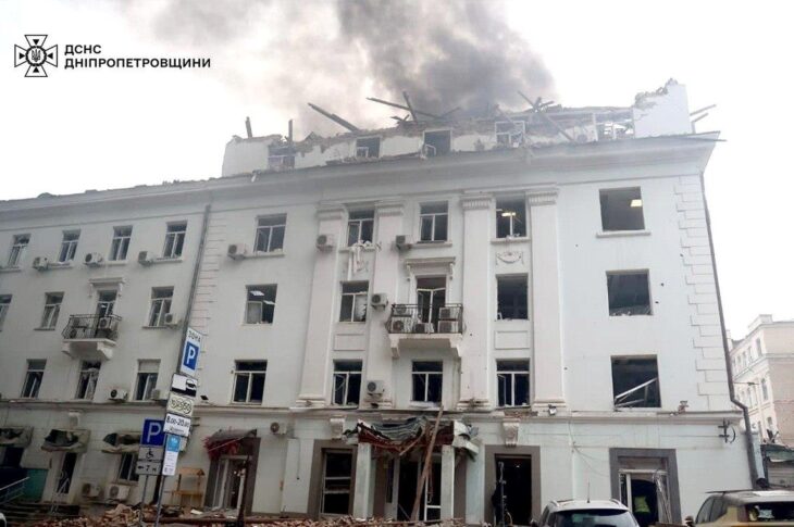 Новини України - Зеленський назвав "нахабним" удар росіян по Дніпру