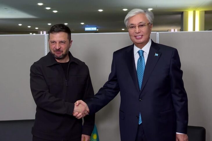 Новини України - Зенеський і Токаєв обговорили війну в Україні