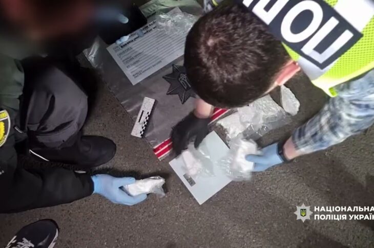 Поліція перешкодила потраплянню на «чорний» ринок наркотиків з Іспанії на 27 мільйонів гривень