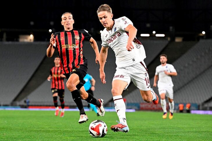 Новини спорту - Андерлехт і Шахтар виявляють інтерес до Сікана