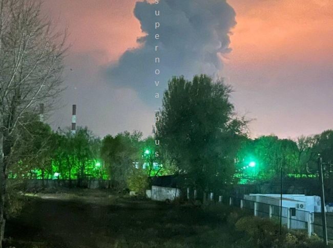 Новини світу - Атака на РФ: в Оренбурзі і Самарі горять газзавод і НПЗ