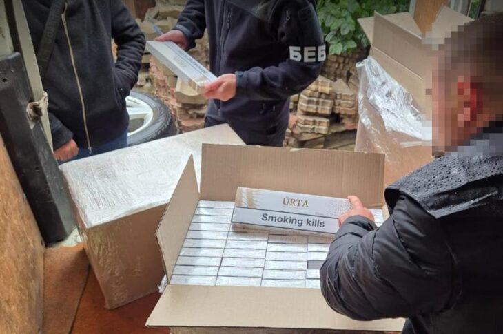Новини України - БЕБ викрило незаконне виробництво сигарет на Одещині