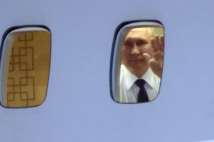 Новини світу - Болгарія готова відкрити небо для літака Путіна