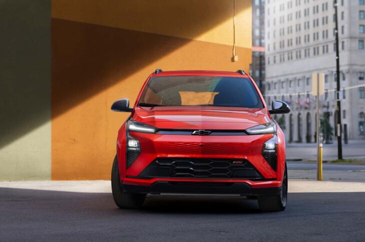 Авто новини - Chevrolet повертає електрохетчбек Bolt