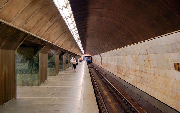 Новини Києва - Метро Києва відновило звичний рух потягів