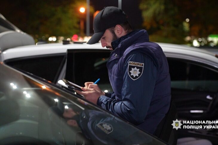 Новини України - На хабарі затримали начальника РТЦК на Одещині