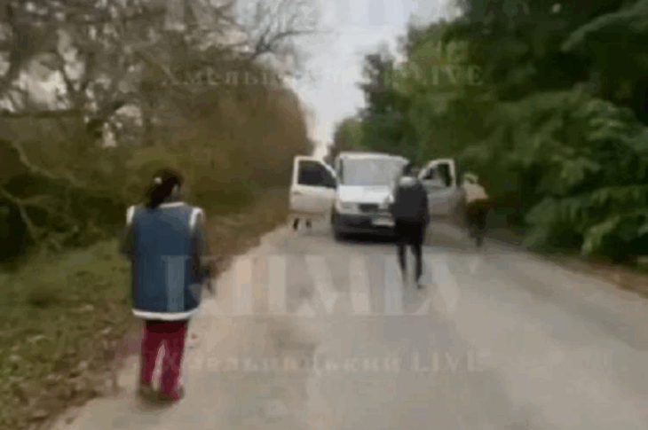 Новини України - На Хмельниччині сталася сутичка між жінками та співробітниками ТЦК