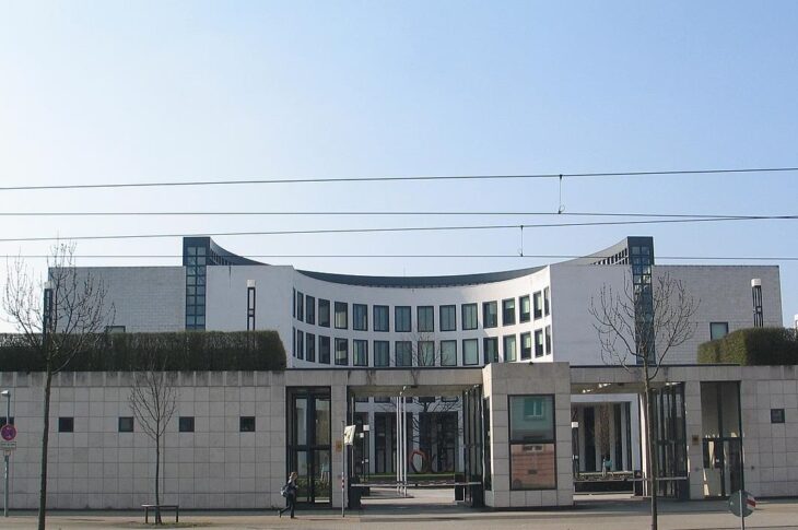 Новини бізнесу - Німеччина конфіскує 720 млн євро в російського банку