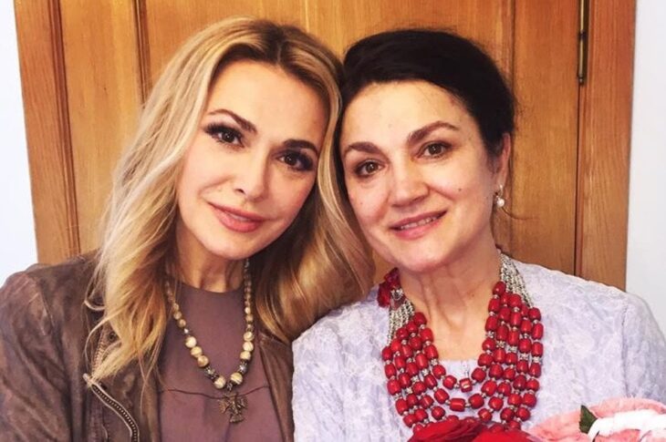 Новини культури - Ольга Сумська підтримала сестру після хейту за Радіодиктант