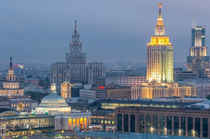Новини політики - Прогнози краху російської економіки стають все більш реальними