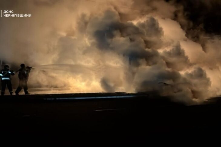 Новини України - Росіяни атакували інфраструктуру в Чернігові