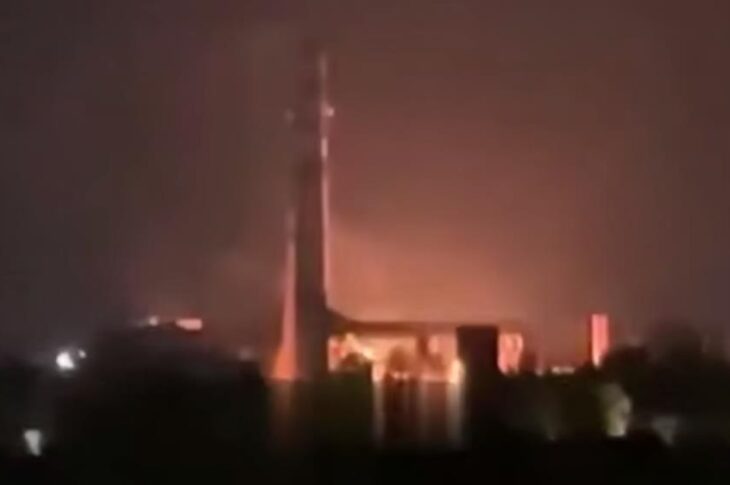 Новини світу - У Брянській області після атаки спалахнула ТЕЦ