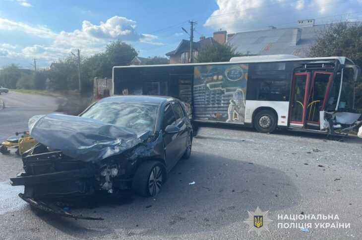 Новини України - У ДТП на Львівщині постраждали п'ятеро людей