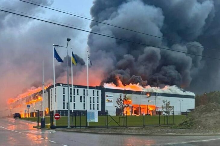 Новини України - У Львові горить індустріальний парк