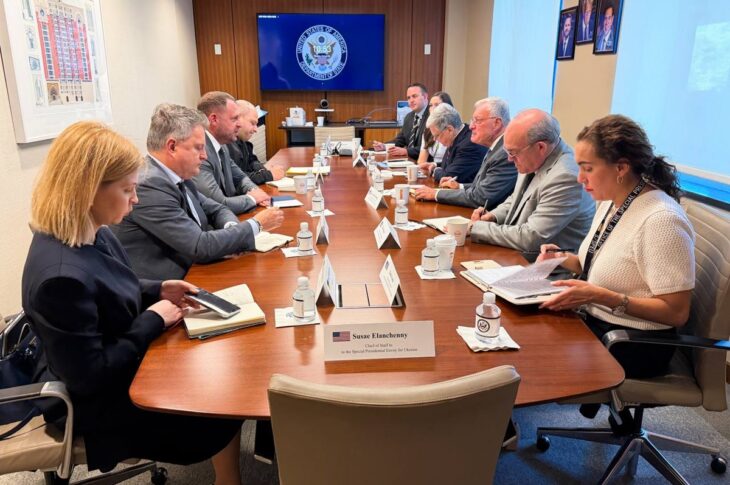 Новини України - Українська делегація зустрілася з Келлогом