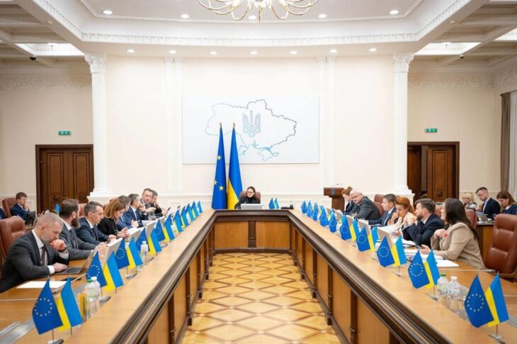 Новини України - Уряд схвалив відправку військових до центру НАТО-Україна в Польщі