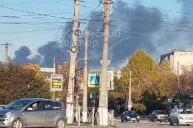 Новини України - В Криму гриміли вибухи: загорілась нафтобази