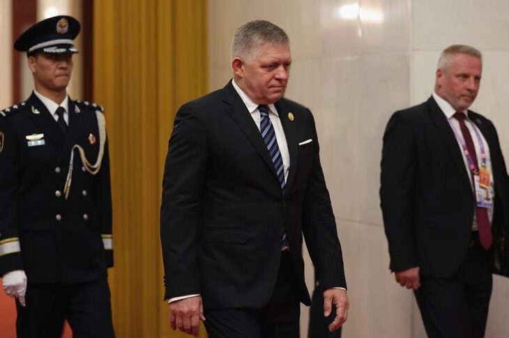 Новини світу - В Словаччині міністр звинувати президента в спробі "повалити уряд Фіцо"