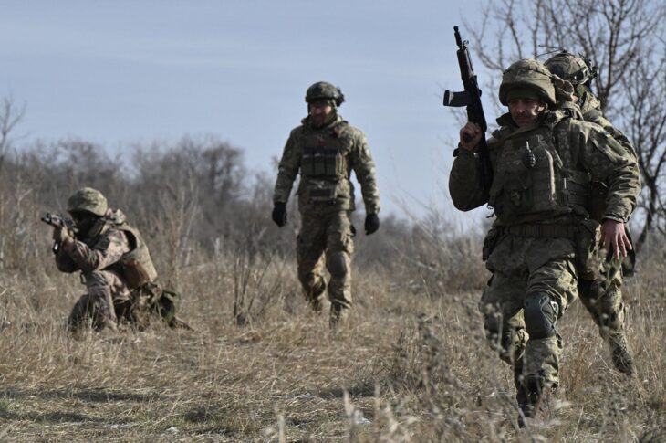 Новини України - ВМС показали знищення складу БК росіян в районі Кінбурнської коси