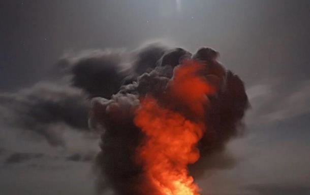 Новини України - Втретє за ніч: у Черкасах лунають вибухи