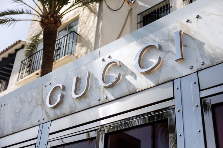 Новини бізнесу - Єврокомісія оштрафувала Gucci, Chloе та Loewe на €157 млн