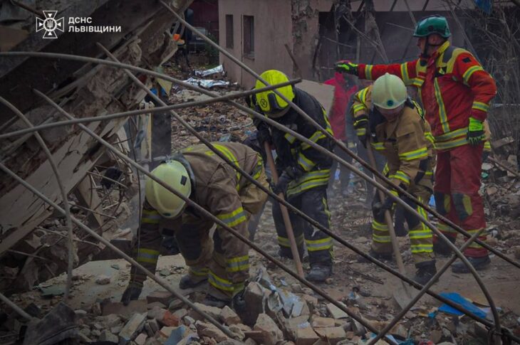 Новини України - З'явилися кадри перших хвилин удару по Львівщині