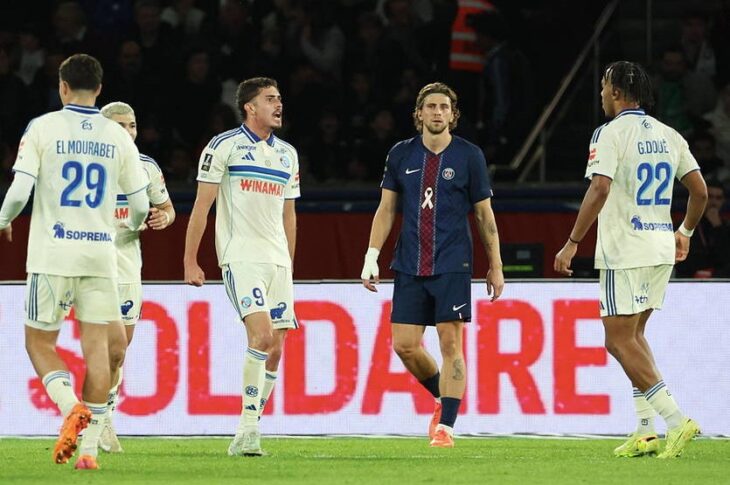 Новини спорту - Забарний став найкращим за кількістю асистів у матчі ПСЖ проти Страсбурга