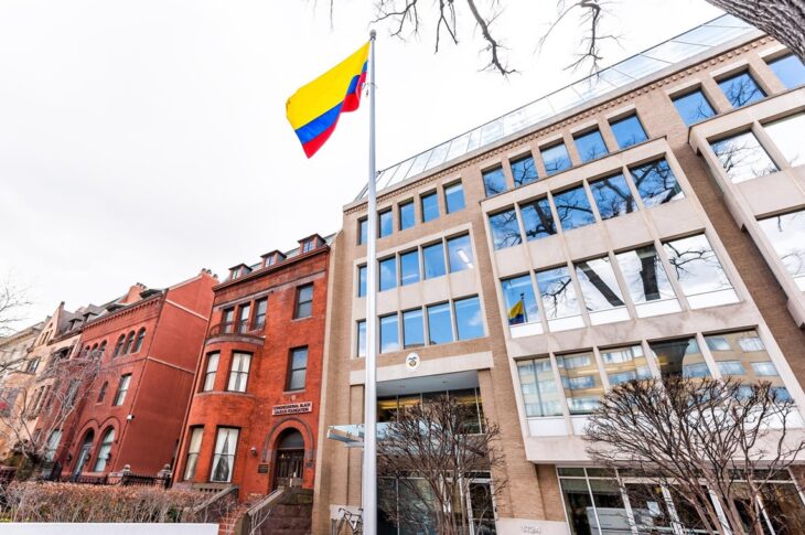 Новини світу - Звинувачення в наркоторгівлі: Колумбія відкликає посла зі США