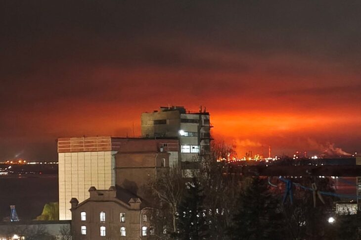 Новини світу - Дрони атакували НПЗ у Саратові