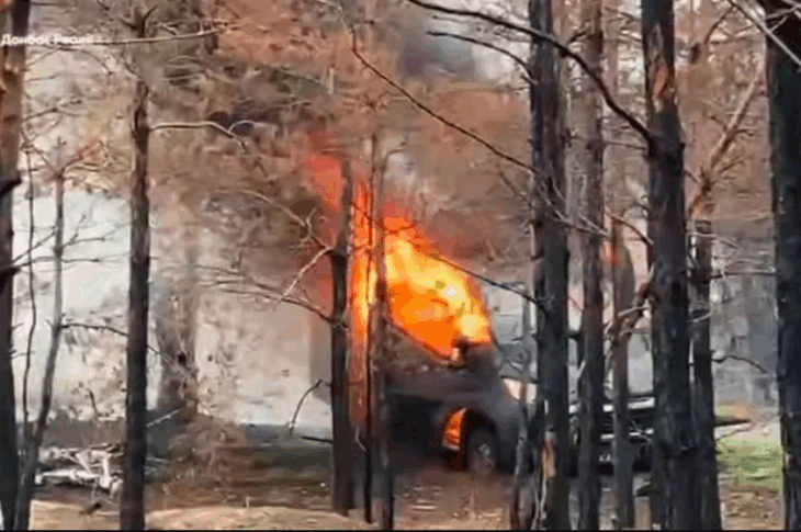 Новини України - FPV-дрон росіян уразив евакуаційне авто під Лиманом: постраждав американець