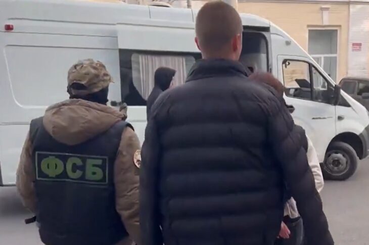 Новини світу - ФСБ заявила про затримання вісьмох "диверсантів"